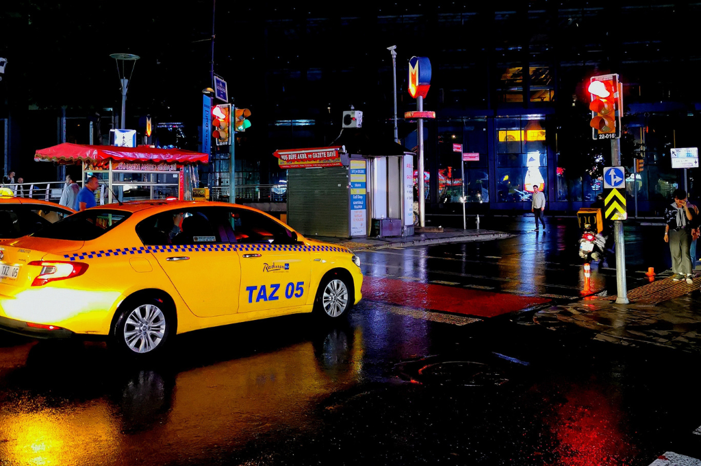 Busy and colorful shopping district in Şişli, featuring a wide range of retail options