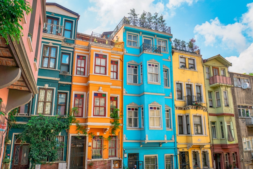Balat: Marveling at the colorful houses and Chora Church